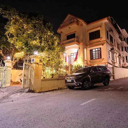 Kim'S Homestay & Villa