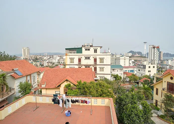 Kim's & Aparthotel Ha Long